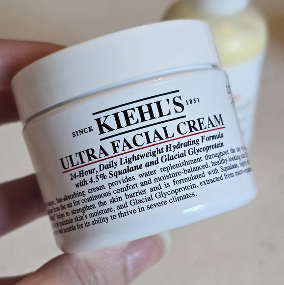 NEW Kiehl's Ultra Facial Cream with Squalane Refillable (1.7oz) - Picture 1 of 4